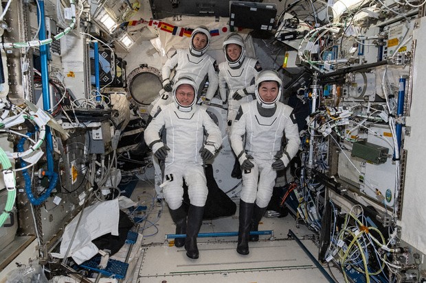 Astronauts Return Safely After First-Ever Medical Evacuation From Space Station